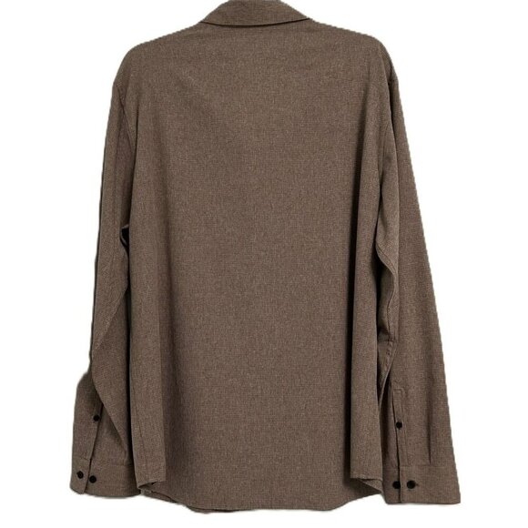NWT Men’s Long Sleeve Button Down Classic Moisture Wicking Brown Shirt-Large - Picture 3 of 15